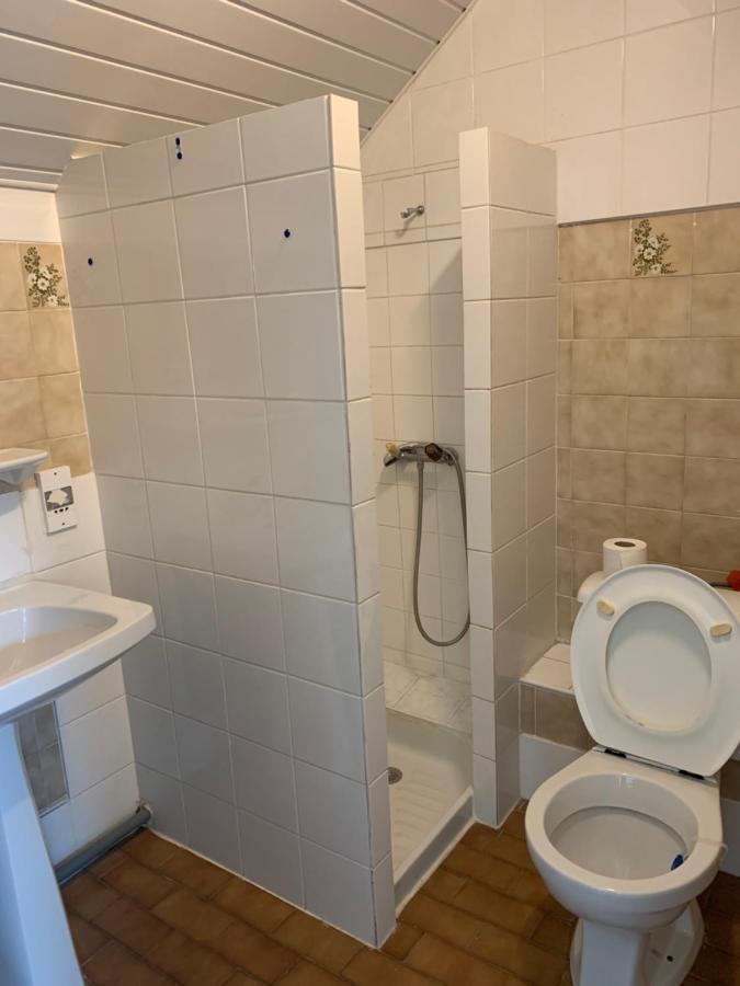 Hotel Le Cosy Pont-de-Cheruy Ngoại thất bức ảnh